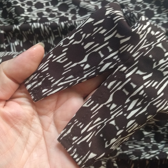 Beautiful dress by Studio🌸🌼🍀 - Picture 14 of 16